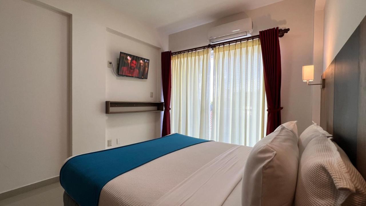 Pacifico Apart Hotel Санта Крус де ла Сиера Екстериор снимка